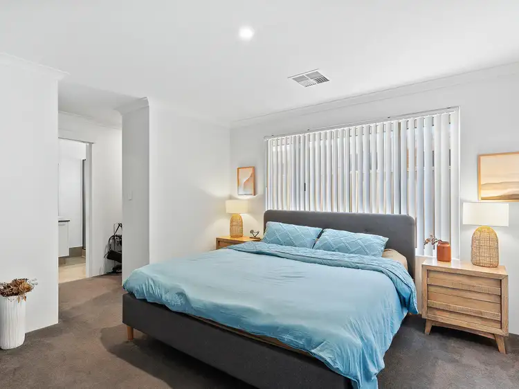 Fifth view of Homely house listing, 10 Rubens Road, Madora Bay WA 6210