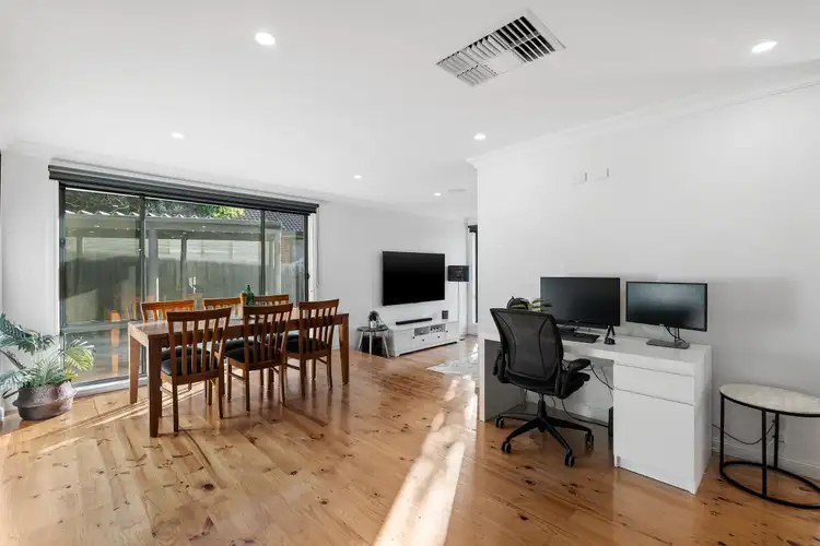 Fifth view of Homely house listing, 4 Pilosa Place, Endeavour Hills VIC 3802