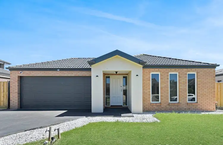 106 Brookwater Parade, Lyndhurst VIC 3975