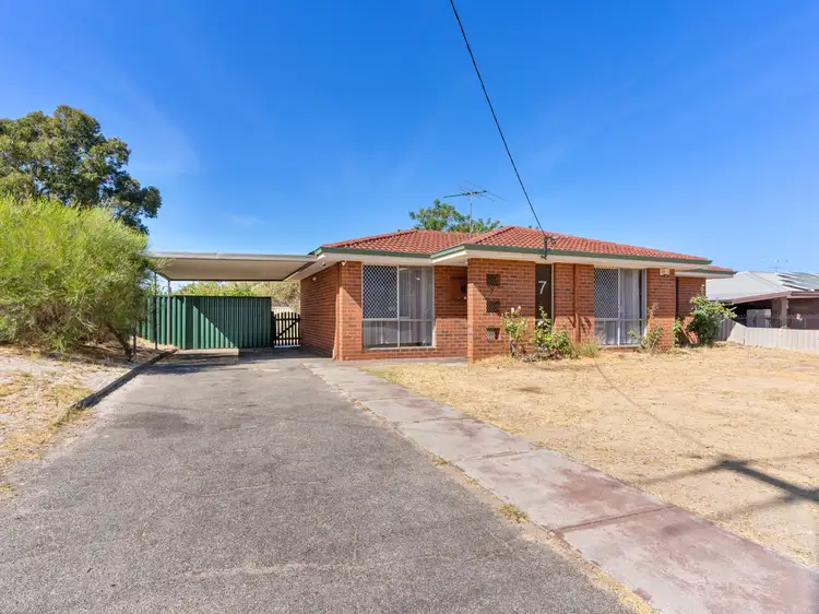 7 Laurel Street, Forrestfield WA 6058