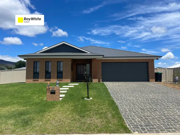 67 Jeffery Circuit, Tumut NSW 2720
