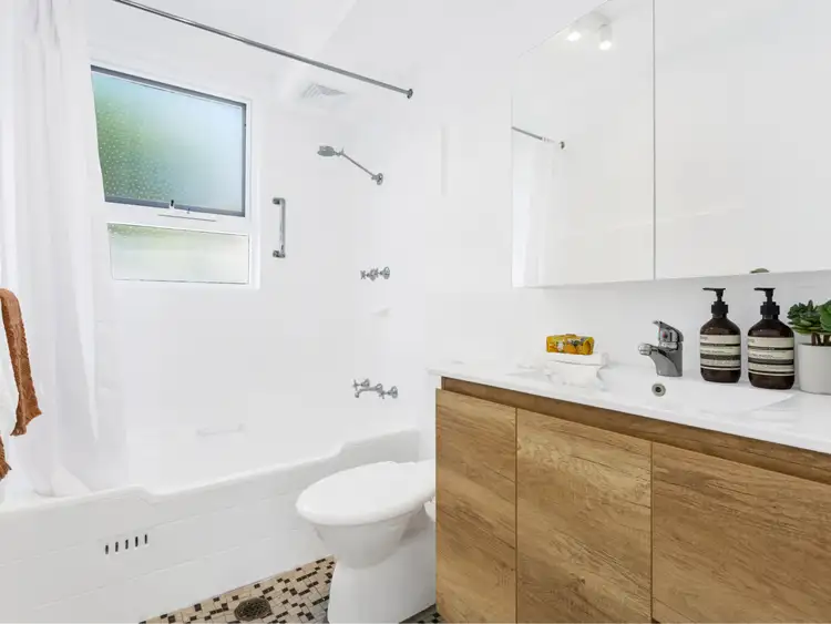 Fifth view of Homely unit listing, 6/97-99 Oaks Avenue, Dee Why NSW 2099