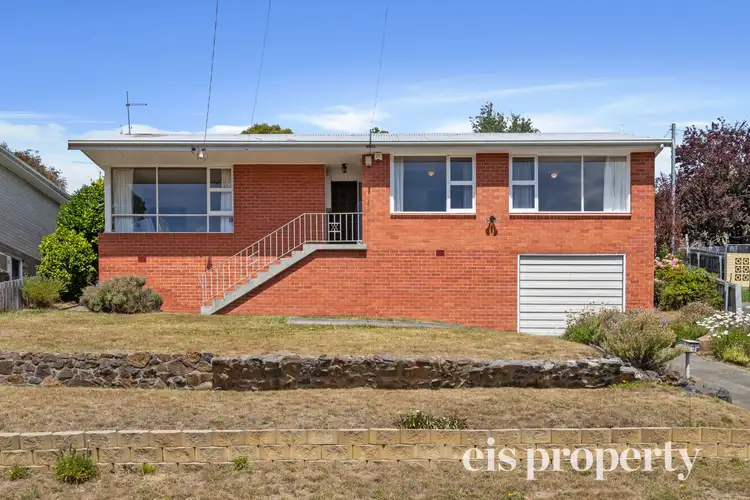 18 Sharps Road, Lenah Valley TAS 7008