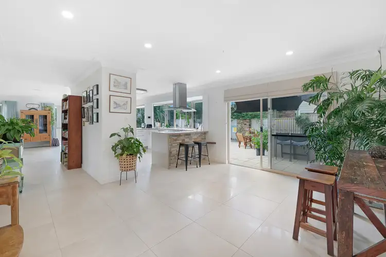 6 Cattleya Court, Hollywell QLD 4216