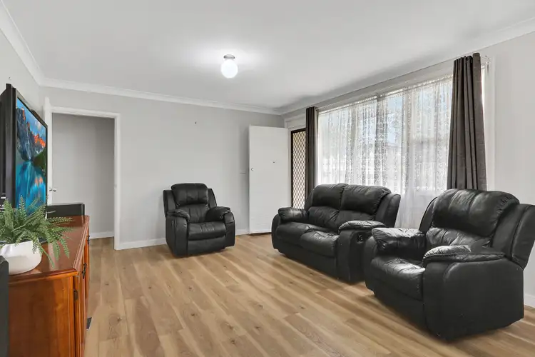 Fourth view of Homely house listing, 1 Kurrawa Crescent, Koonawarra NSW 2530