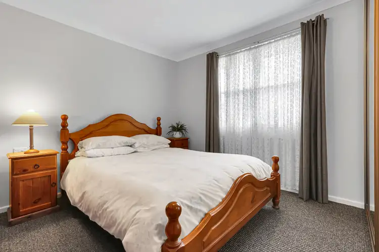 Sixth view of Homely house listing, 1 Kurrawa Crescent, Koonawarra NSW 2530
