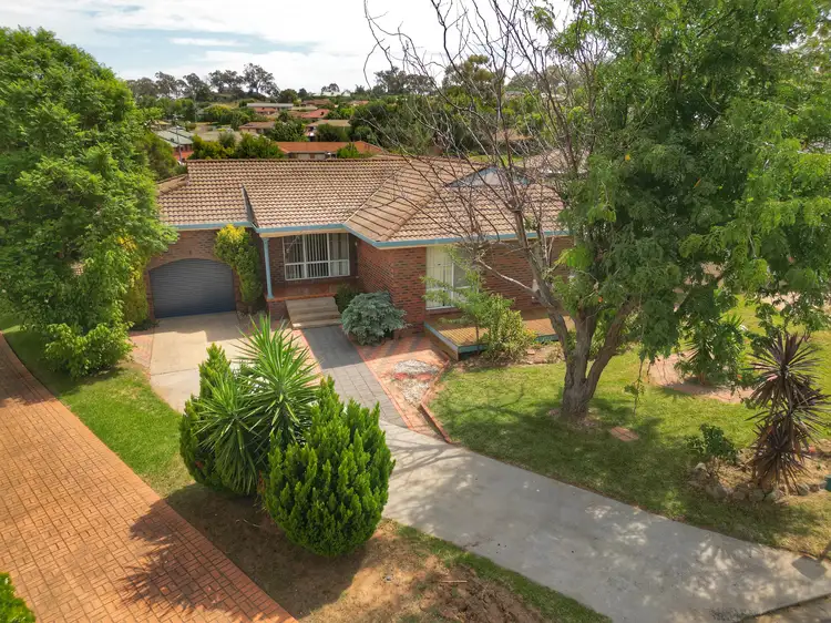 19 Elizabeth Ave, Cowra NSW 2794