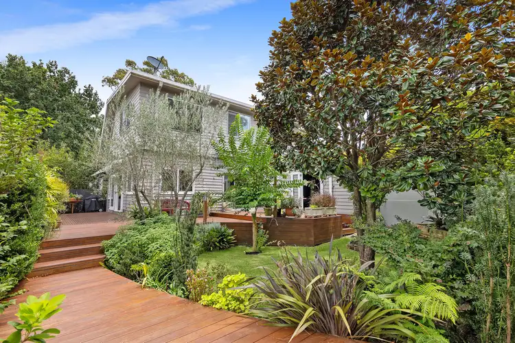 27 Ayres Road, St Ives NSW 2075