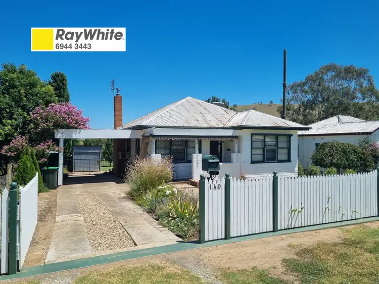 140 Hanley Street, Gundagai NSW 2722