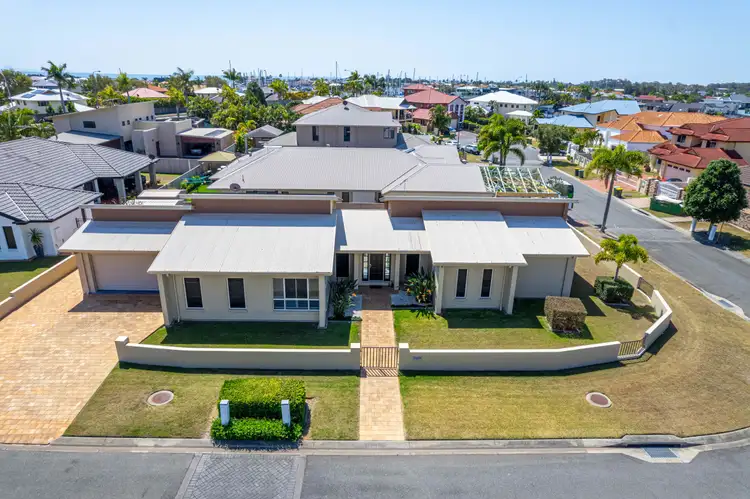 Fourth view of Homely house listing, 2 Eva Court, Newport QLD 4020