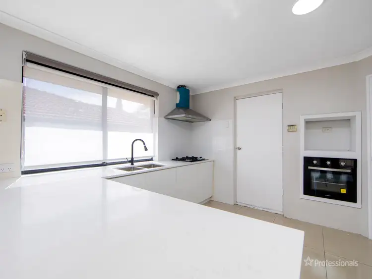 Seventh view of Homely house listing, 17 Cleveland Court, Marangaroo WA 6064