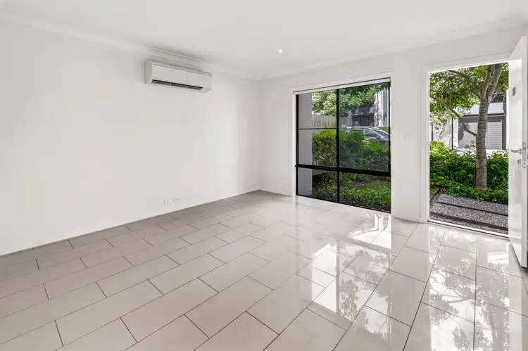 Sixth view of Homely house listing, 20/1 Residences Circuit, Pimpama QLD 4209