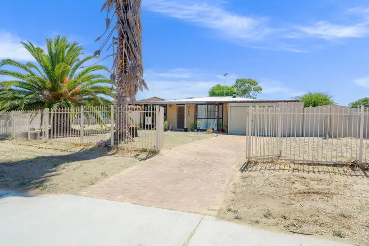 Second view of Homely house listing, 4 Cassilis Court, Greenfields WA 6210