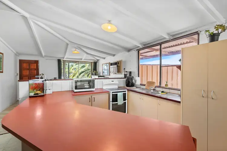 Sixth view of Homely house listing, 4 Cassilis Court, Greenfields WA 6210