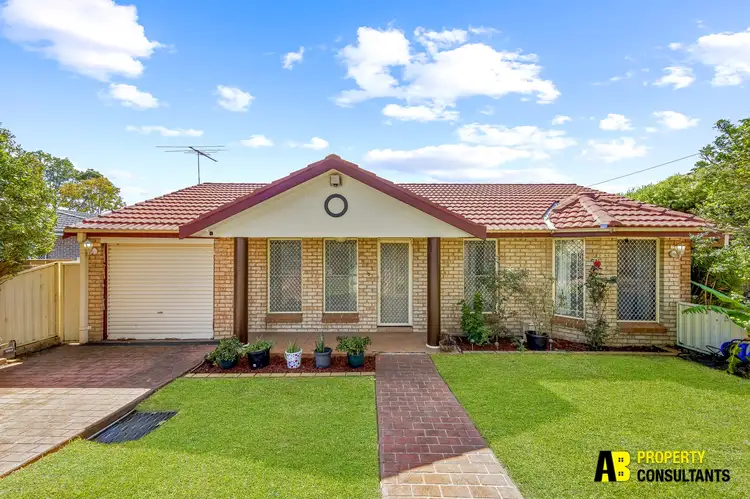 Main view of Homely villa listing, 1/187 Targo Road, Girraween NSW 2145