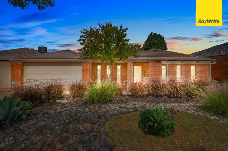 39 Christina Crescent, Kurunjang VIC 3337