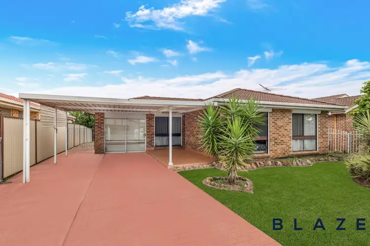 8 Brolga Crescent, Green Valley NSW 2168