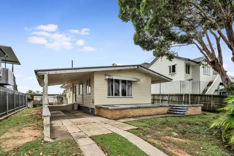 19 Oakey Street, Stafford Heights QLD 4053