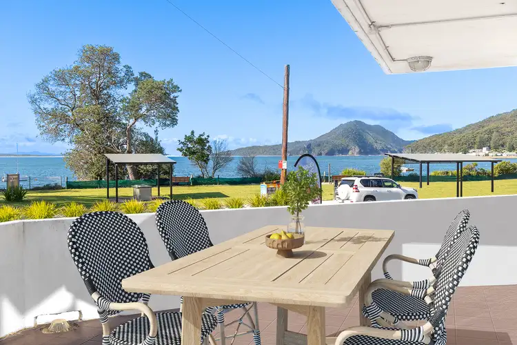 2/63 Shoal Bay Road, Shoal Bay NSW 2315