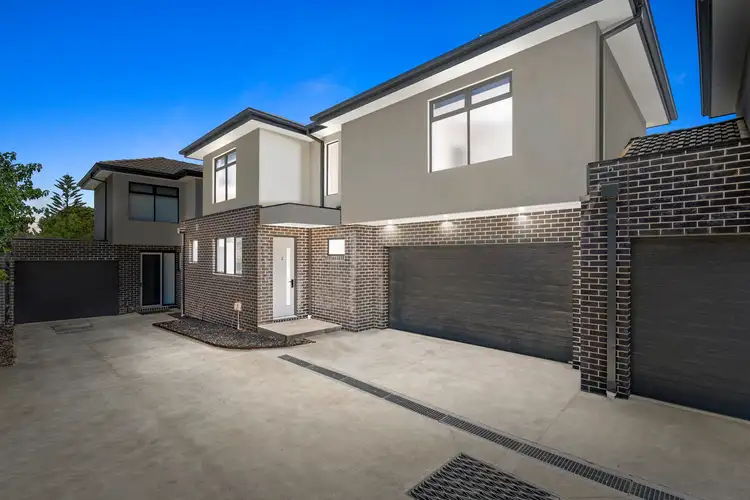 Main view of Homely townhouse listing, 2/99 Crookston Road, Reservoir VIC 3073