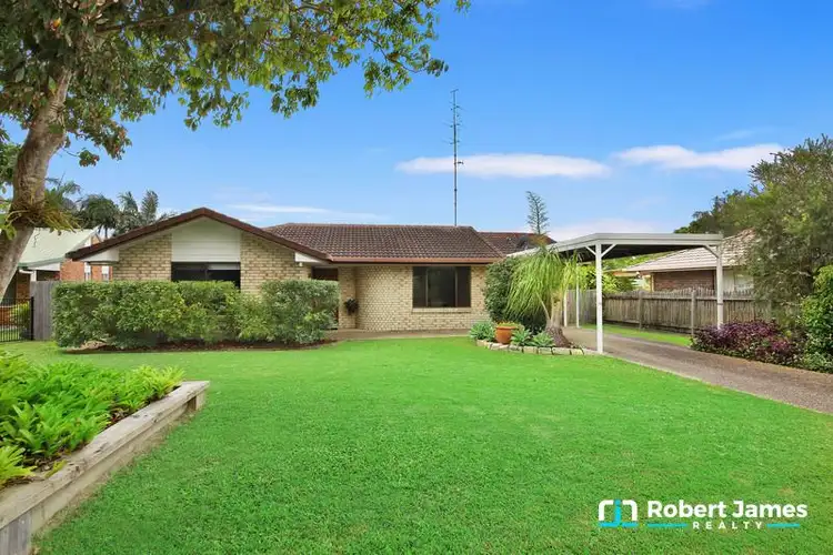 17 Woolumba Street, Tewantin QLD 4565