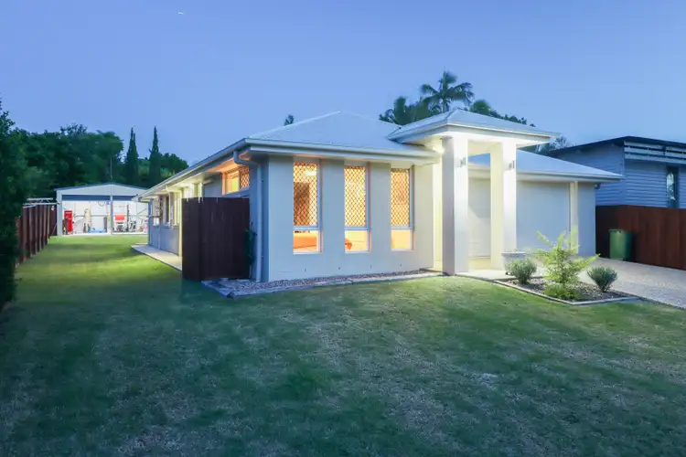 2A Heather Street, Silkstone QLD 4304