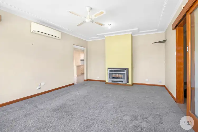 Second view of Homely house listing, 7 Pauls Crescent, Wendouree VIC 3355