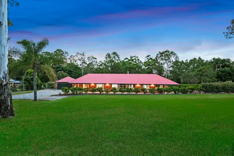 4 Kestrel Court, Warner QLD 4500