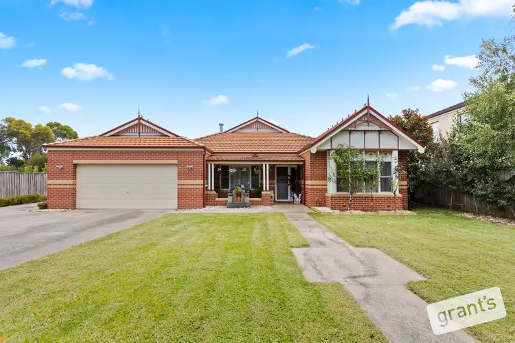 5 Foxborough Glade, Narre Warren North VIC 3804