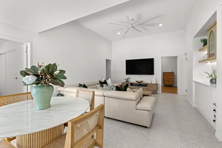 Fifth view of Homely semi-detached listing, 1/5 Logan Avenue, Miami QLD 4220