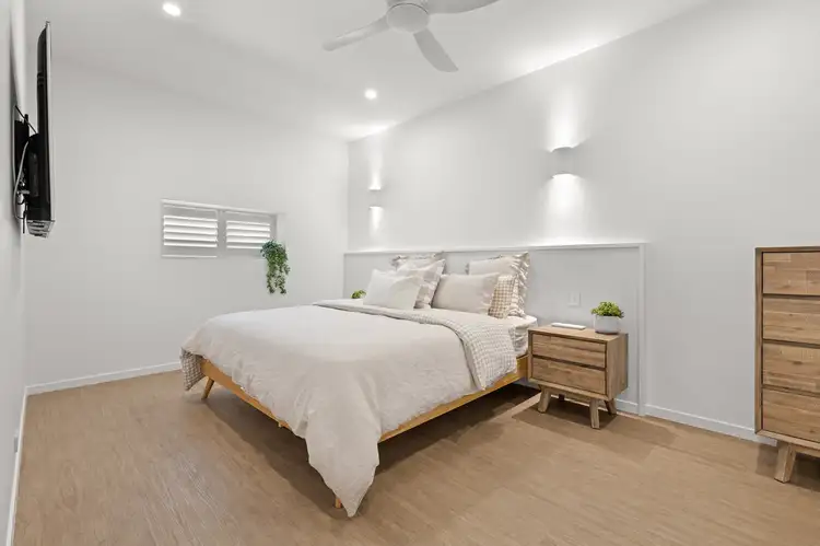 Sixth view of Homely semi-detached listing, 1/5 Logan Avenue, Miami QLD 4220