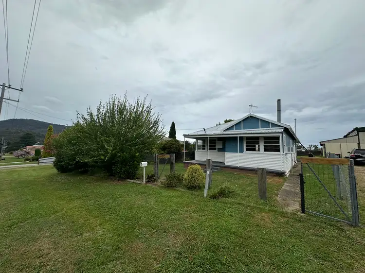 57 Albury Street, Tumbarumba NSW 2653