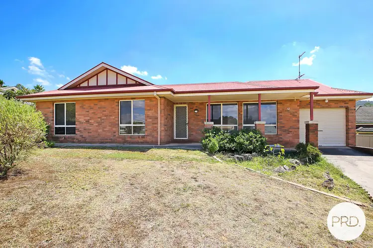 12 Stafford Road, West Albury NSW 2640