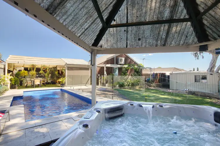 Fourth view of Homely house listing, 9 Houndsgate Court, Onkaparinga Hills SA 5163
