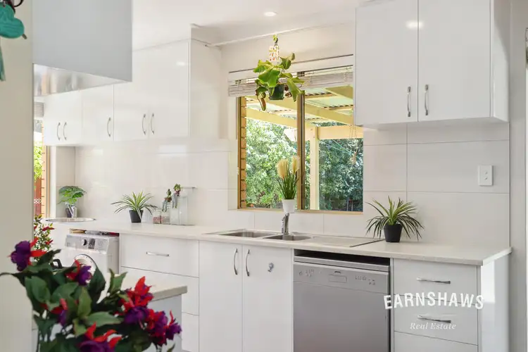 26 Kookaburra Crescent, High Wycombe WA 6057