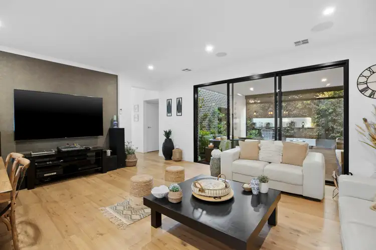 Second view of Homely house listing, 1/5 Deschamp Crescent, Rowville VIC 3178