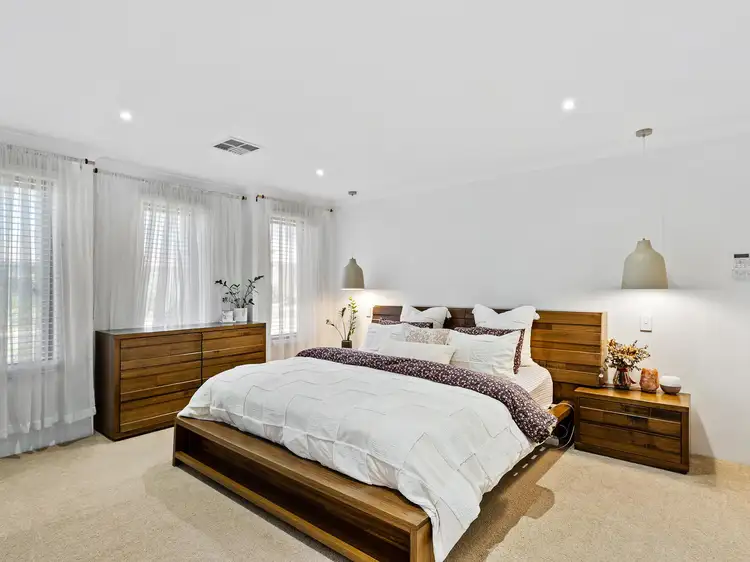 Fifth view of Homely house listing, 15 Jennerae Bend, Halls Head WA 6210