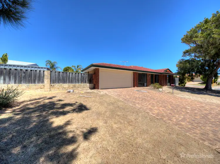 Second view of Homely house listing, 2 Cresswell Place, Quinns Rocks WA 6030