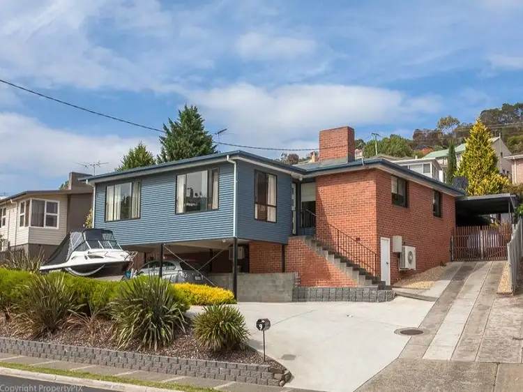 9 Bilinga Street