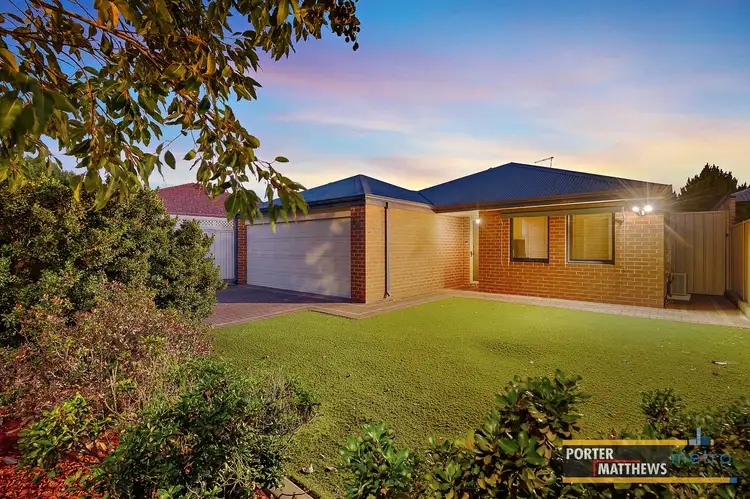 19 Dulwich St, Beckenham WA 6107