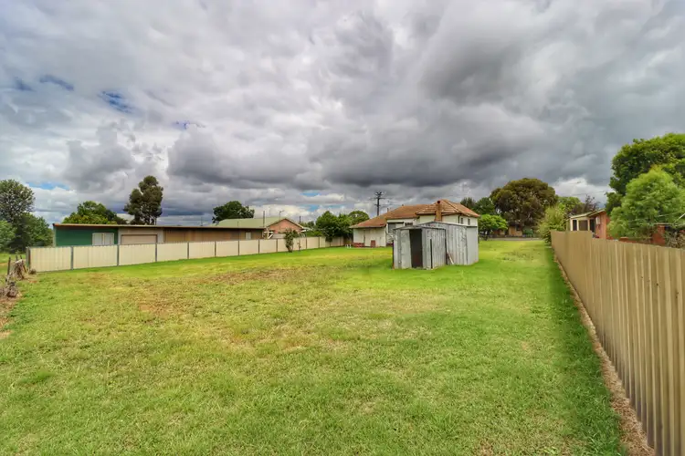 Second view of Homely house listing, 7 Fitzroy Avenue, Cowra NSW 2794