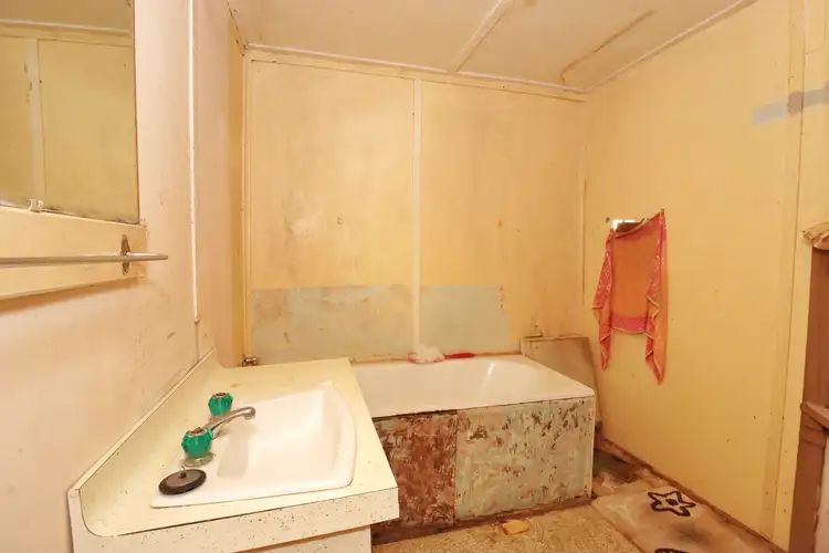 Seventh view of Homely house listing, 7 Fitzroy Avenue, Cowra NSW 2794