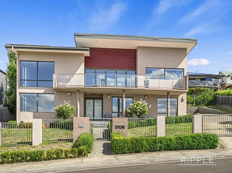 5 Steen Court, Blackmans Bay TAS 7052