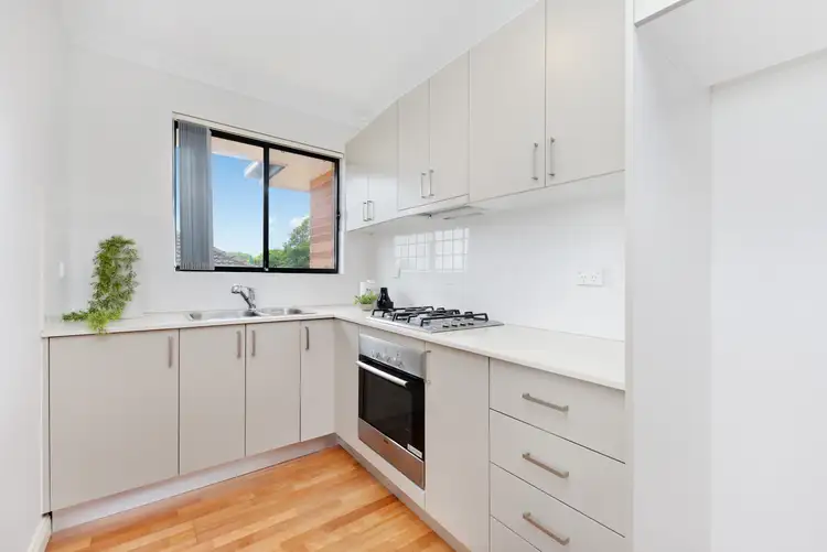 Third view of Homely apartment listing, 8/1-3 New Orleans Crescent, Maroubra NSW 2035