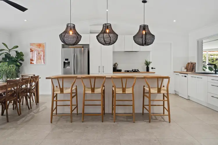 15 Frankston Court, Robina QLD 4226