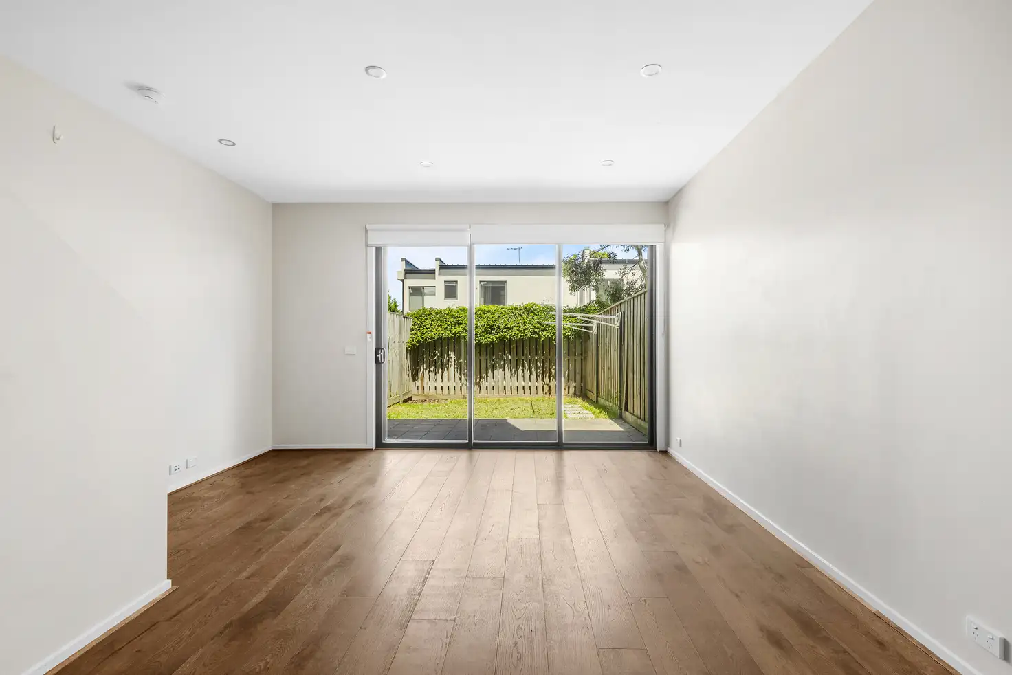 Main view of Homely townhouse listing, 5 Ironbark Crescent, Ivanhoe VIC 3079