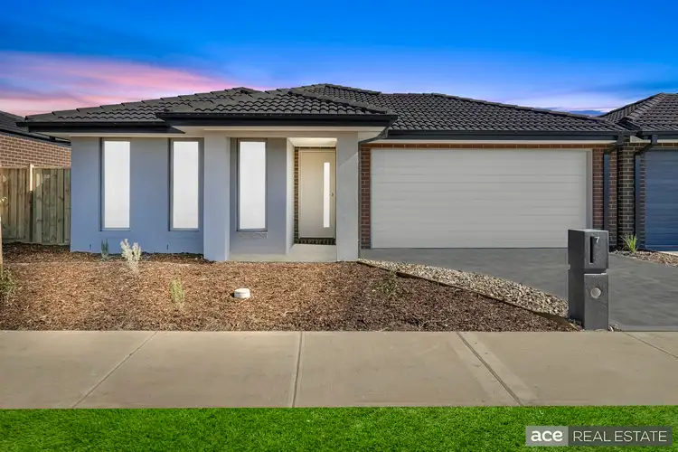 7 Tenor Street, Strathtulloh VIC 3338
