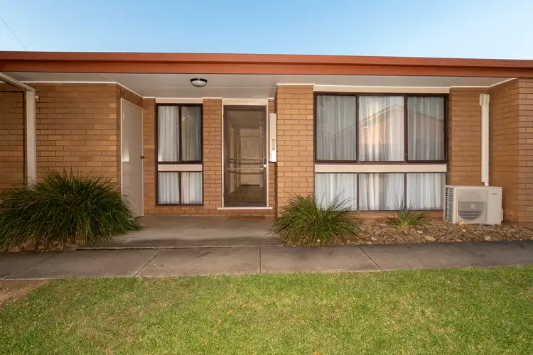 Main view of Homely unit listing, 2/3 Skipton Court, Wodonga VIC 3690