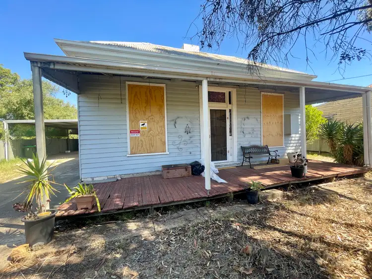 16 Anderson Street, Horsham VIC 3400