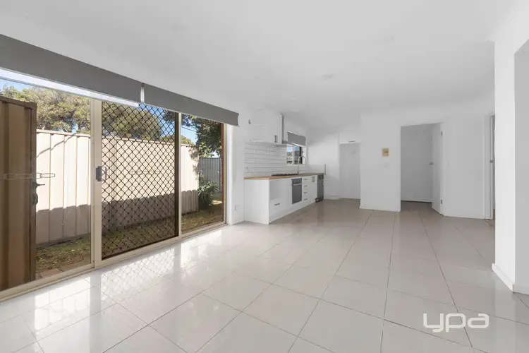 1/38 Elizabeth Street, St Albans VIC 3021